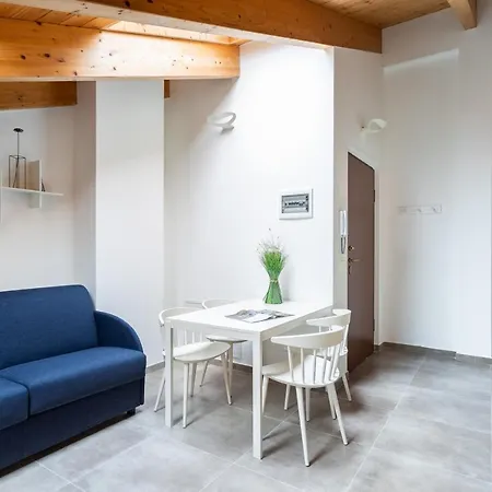 Dreams Residenza Pianell 10 2* Milan